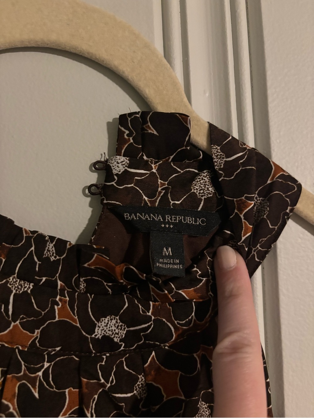 Banana republic halter maxi dress - Picture 7 of 7